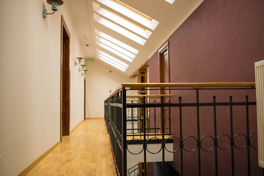 Antler Boutique Hotel บราชอฟ ภายนอก รูปภาพ