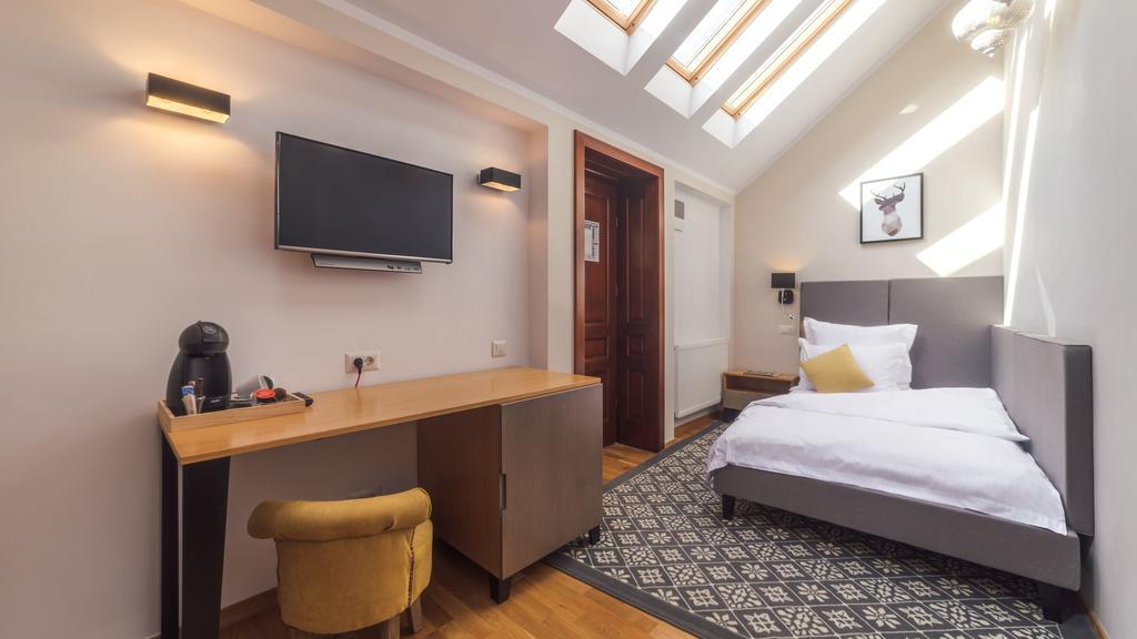Antler Boutique Hotel บราชอฟ ภายนอก รูปภาพ