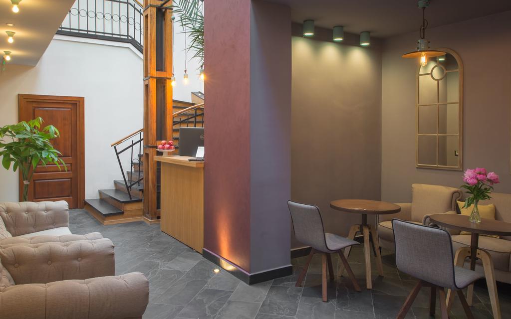 Antler Boutique Hotel บราชอฟ ภายนอก รูปภาพ